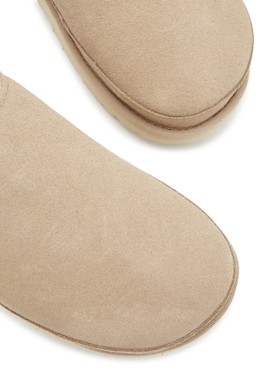 UGG Goldenstar Clog suede sliders  
                         
                     
                