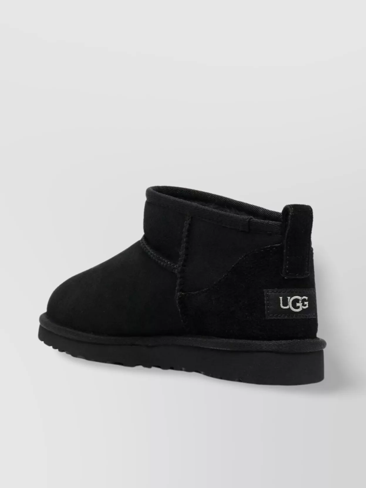 Ugg   Short round toe boots