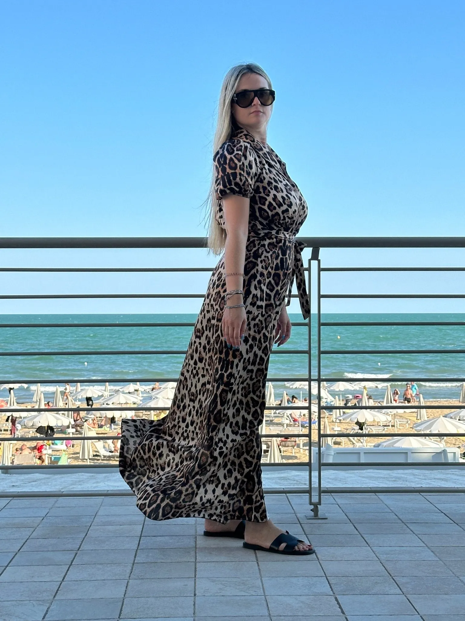 Vestito lungo caftano kimono animalier con cintura