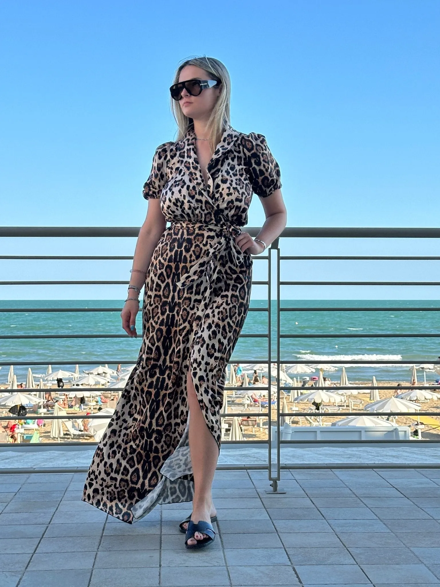 Vestito lungo caftano kimono animalier con cintura